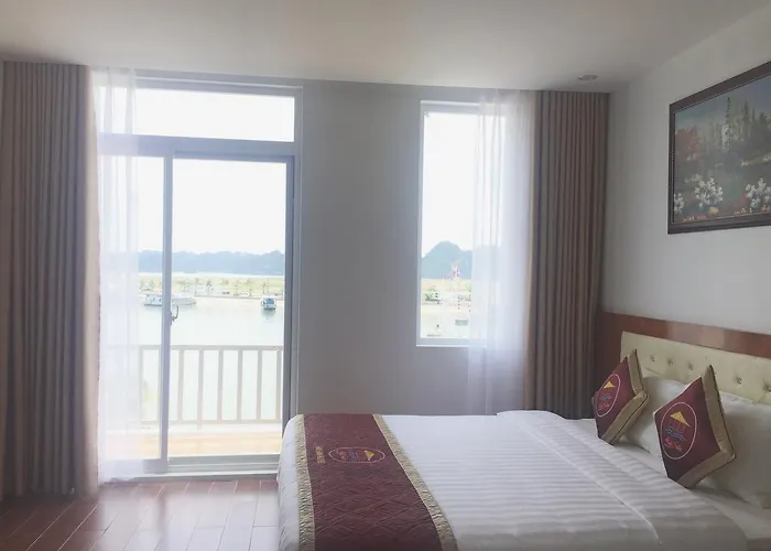 Hai Sam Khách sạn Hạ Long