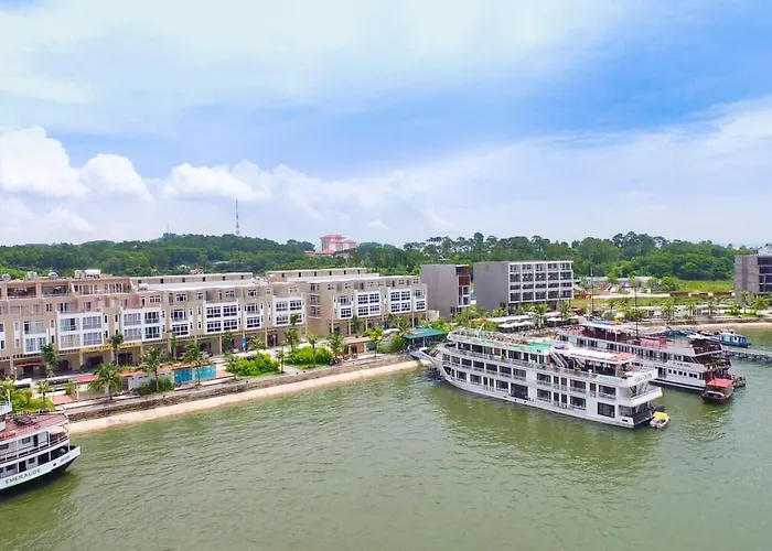 Khách sạn Hai Sam Hạ Long
