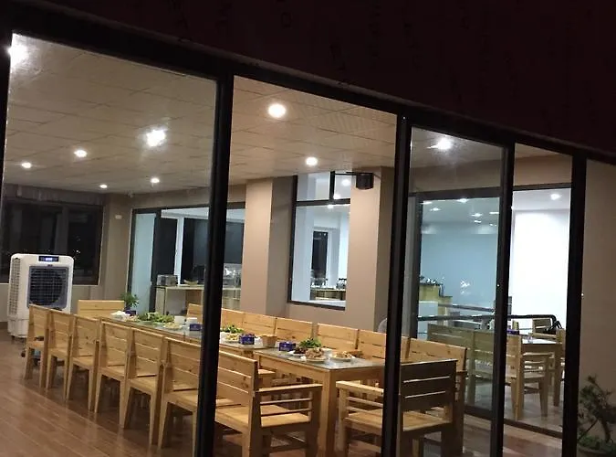 Khách sạn Hai Sam Hạ Long